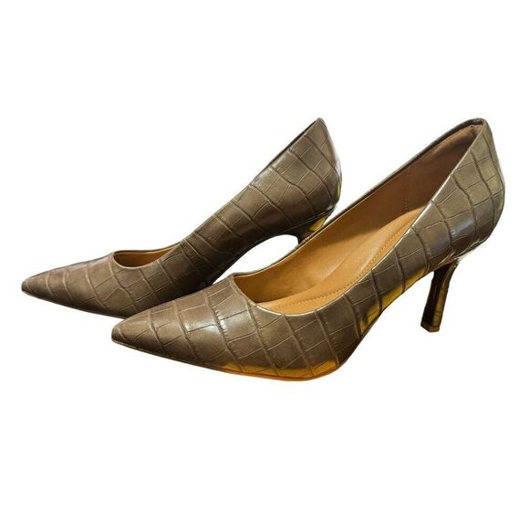 Nordstrom Rack Pointed Toe Croc‎ Print Pumps Size 8 - Picture 3 of 5